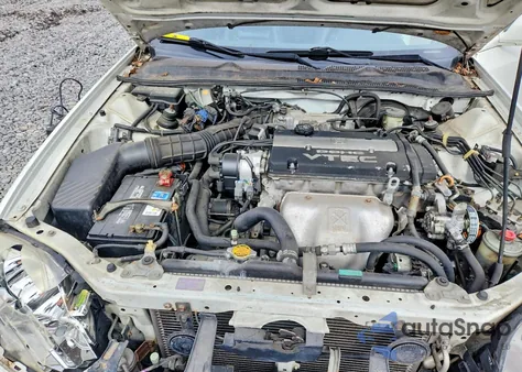 1998 Honda Prelude z USA, uszkodzony, nr VIN JHMBB6248WC008729